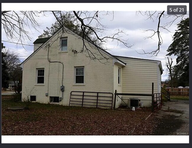 Photo - 2619 Hilliard Rd