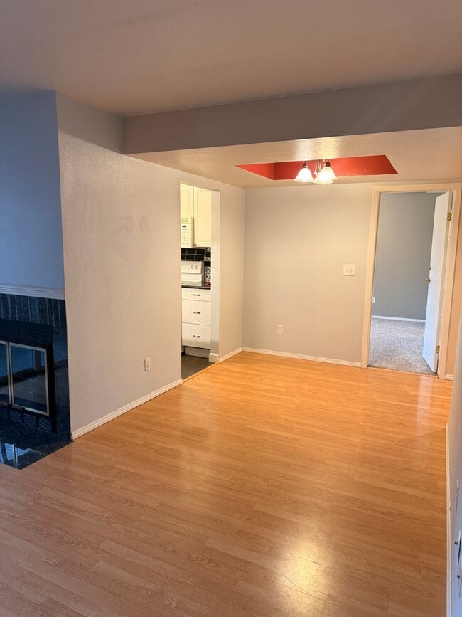 Photo - 7351 Huntsmen Cir