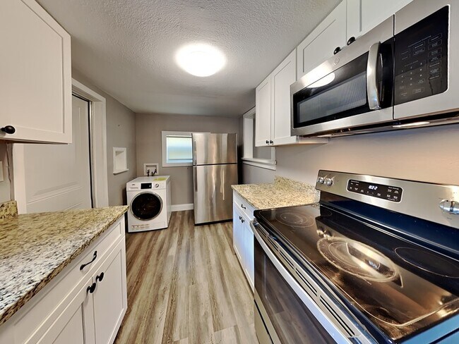 Photo - 1208 Francis Ave