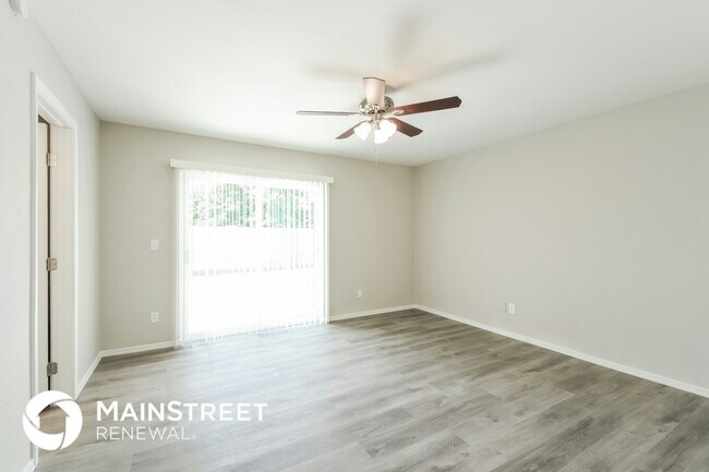 Photo - 5643 W Sunnyside Dr