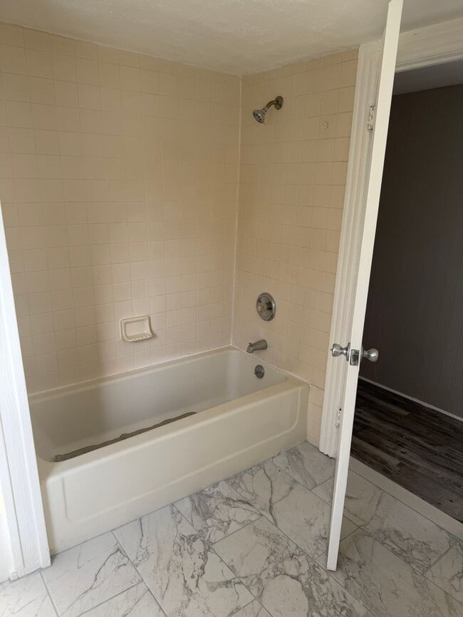 Photo - 332-334 Cincinnati Ave Unit 334 Cincinnati Ave