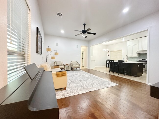 Photo - 4847 Juniper Park Dr