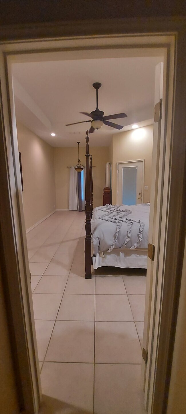 Photo - 1482 Las Lomas