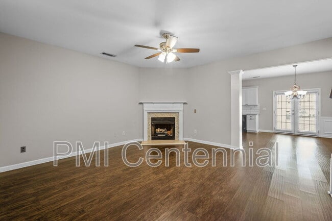 Photo - 2048 Lakeshore Overlook Cir NW