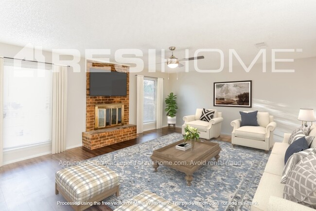 Photo - 1305 Duvall Dr