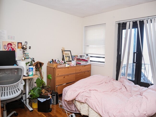 Photo - 1027 Commonwealth Ave Unit 11