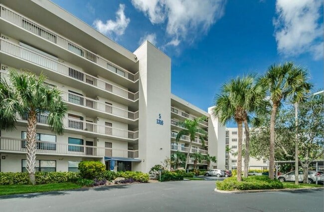 Photo - 1316 Pasadena Ave S Unit 407