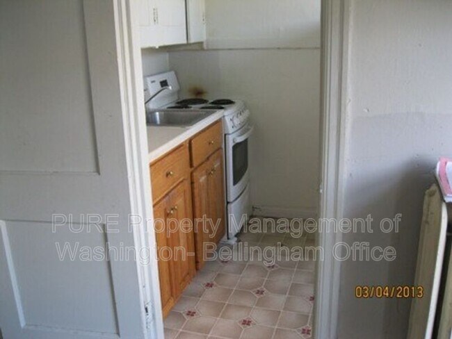 Photo - 421 E Maple St Unit 201