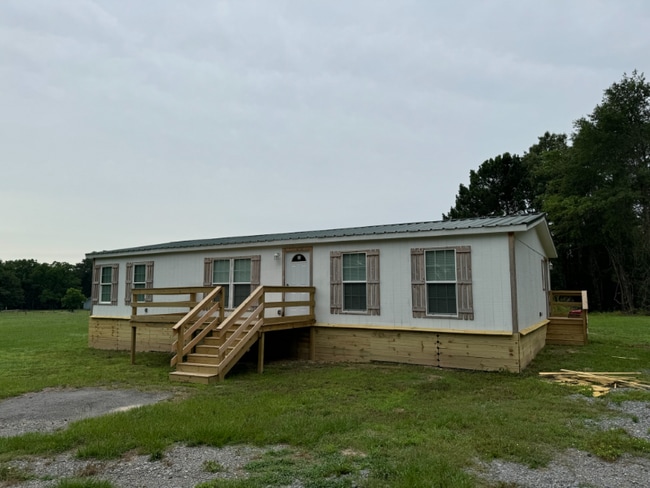 Photo - 5723 Atwood Rd