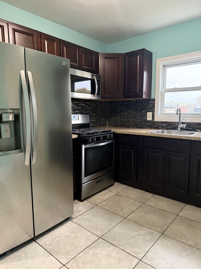 Photo - 96 Tremont Ave Unit 2