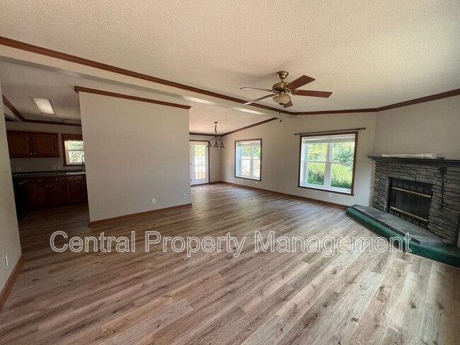 Photo - 119 Guy Cothran Rd