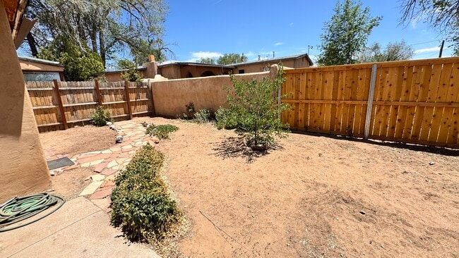 Photo - 4910 Nicholas Pl Unit D
