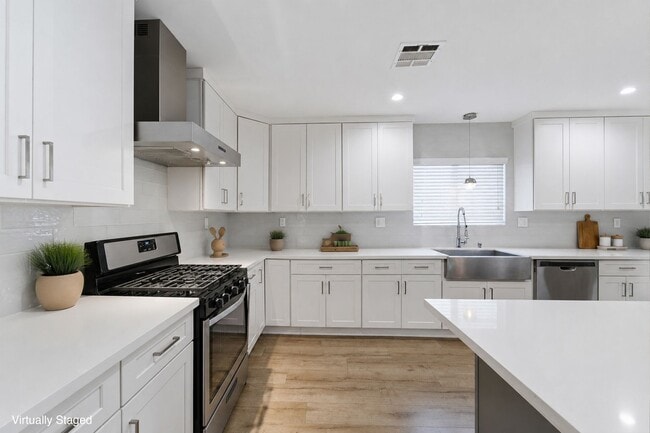 Photo - 2122 S Highland Ave