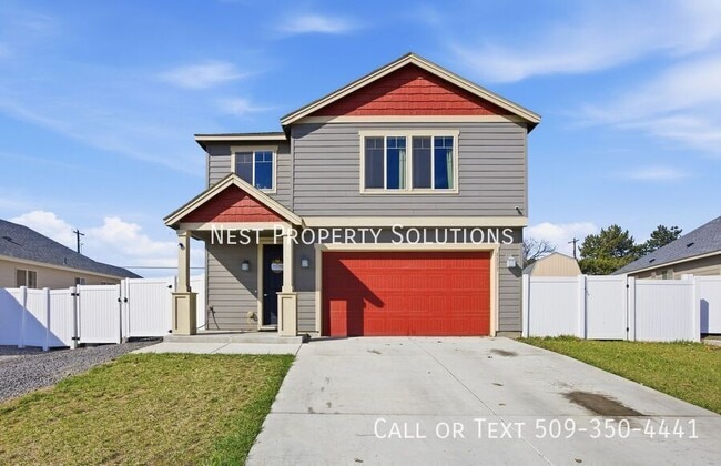 Building Photo - 1111 Hilltop Ave NE