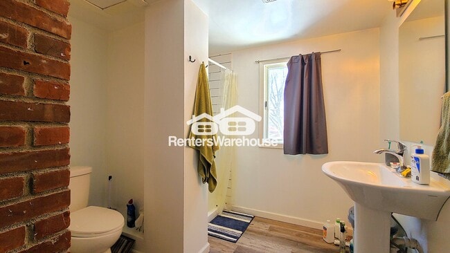 Photo - 525 Birch St