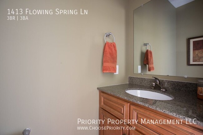 Photo - 1413 Flowing Spring Ln Townhome