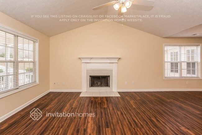 Photo - 210 Berkshire Pass