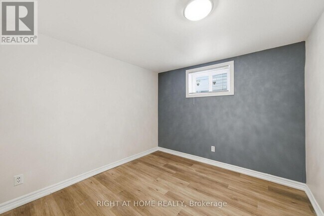 Photo - 708 Carnegie Ave