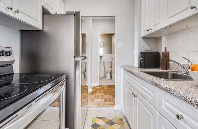 Photo - Keele Apartments