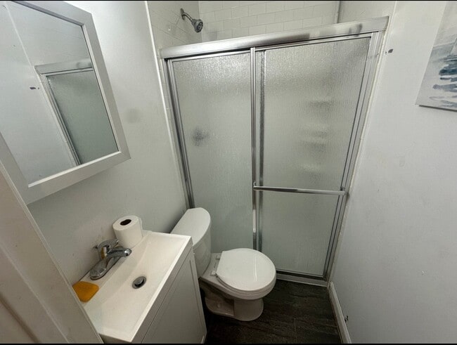 Photo - 1603 W Diamond St Unidad 2f