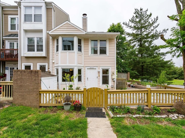 Building Photo - 6016 Sunset Ridge Ct