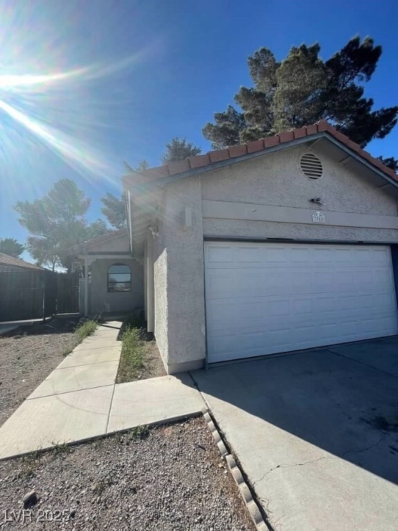 Building Photo - 3948 N Applecrest St Rental