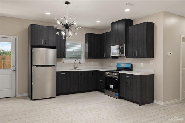 14 Farrell Rd Unit 1
