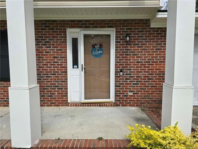 Photo - Conveniently located 3 bedroom!