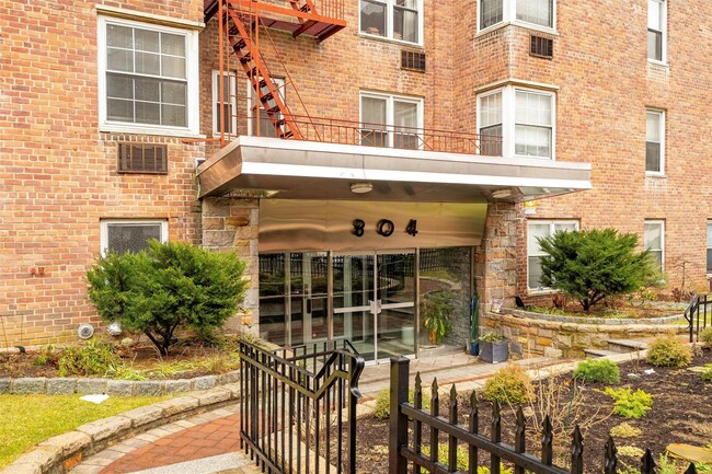 Photo - 804 Bronx River Rd Condo Unit 5A