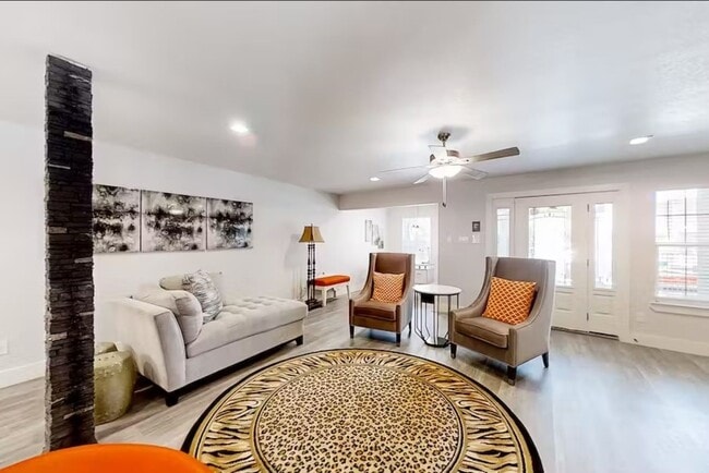 Photo - 6325 Riverview Way Unit A