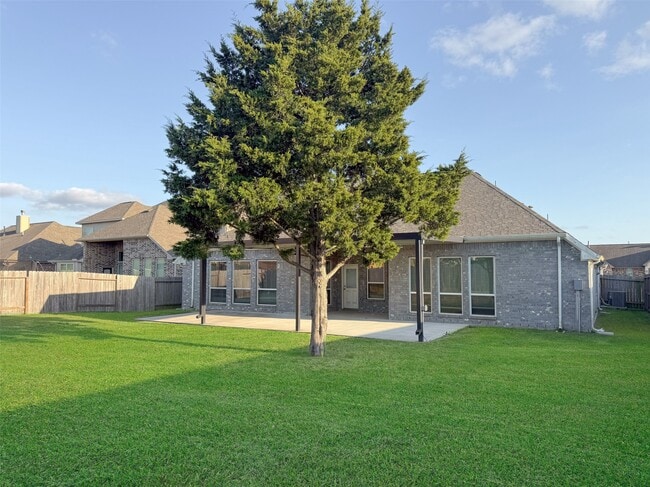 Photo - 1524 N Blue Bonnet Ln