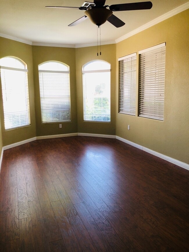 Photo - *WONDERFUL SINGLE STORY HOME IN GREEN VALLEY RANCH GATED COMMUNITY!!**