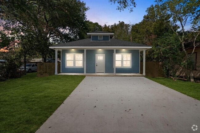 Building Photo - 1407 Lauraine St Rental
