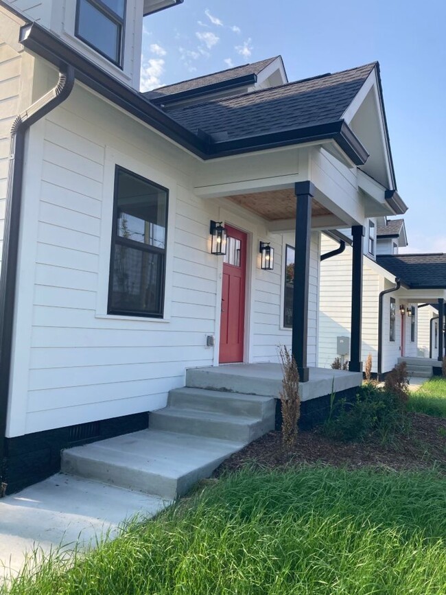 1 month free rent with Dec Move-In! Brand ... - 1 month free rent with Dec Move-In! Brand ... House