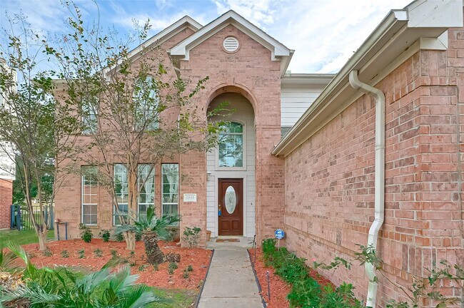 Photo - 8846 Gas Light Village Dr