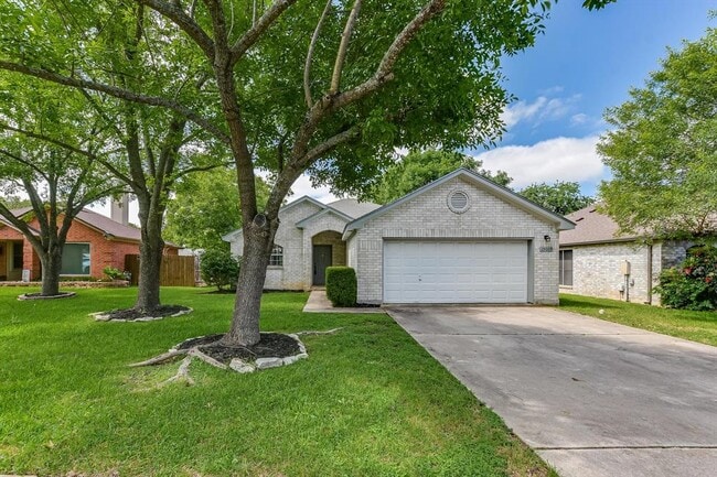 Building Photo - 15009 Big Falls Dr