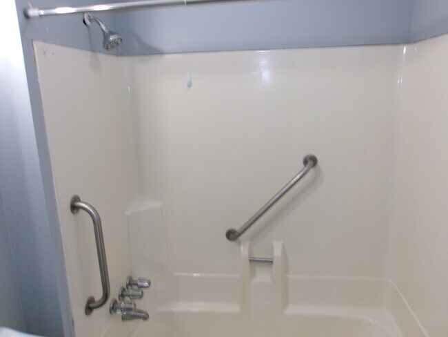 Photo - 204 N Warren St Unit 8