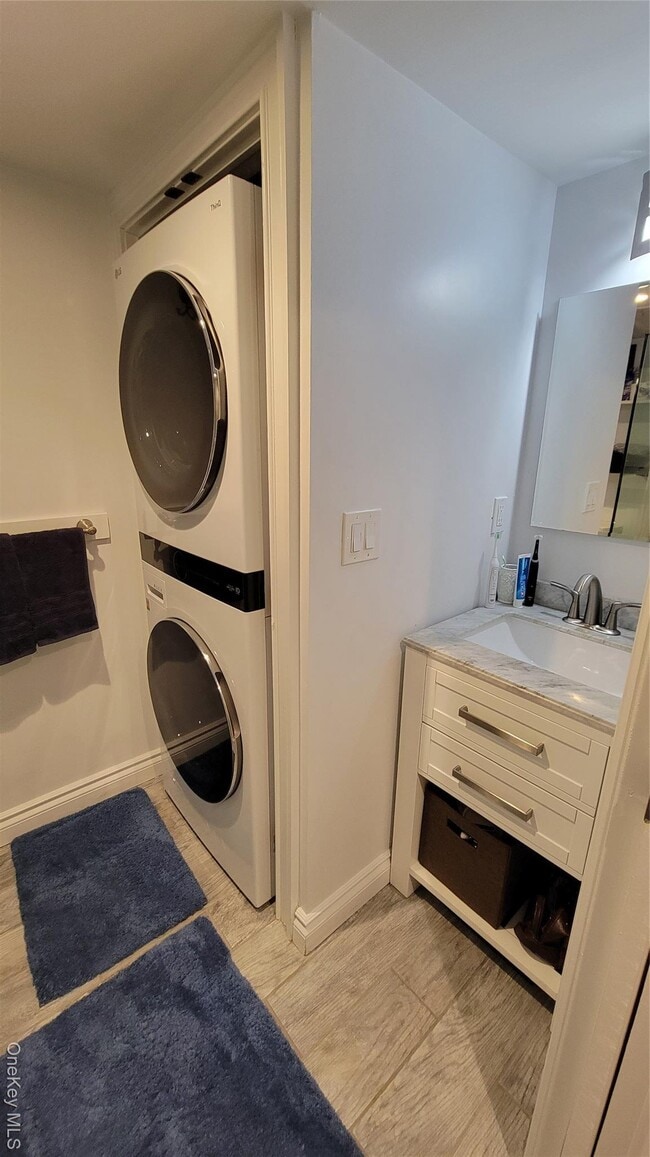 Photo - 85 Mohawk Ave Unit Garden