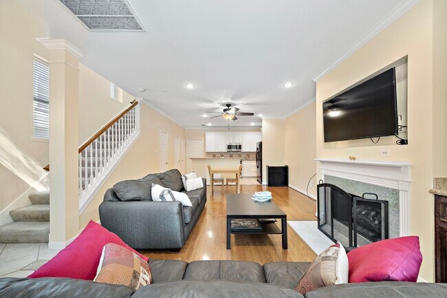 Photo - 90 McGowen St