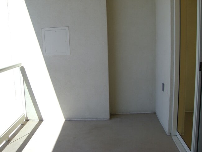 Balcony - 145 Harmon E Ave Unit 34609