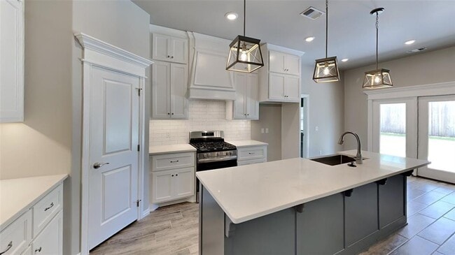 Photo - 3825 Lleyton Dr