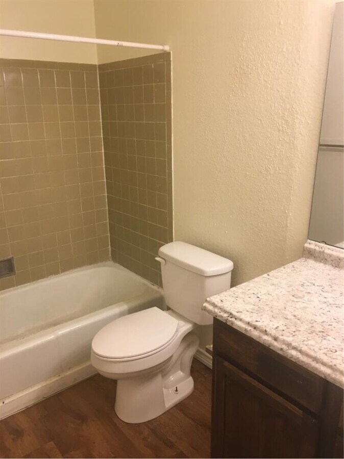 Photo - 2110 NW Lindy Ave Unidad D223