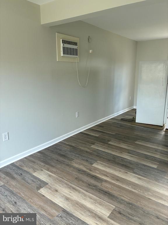 Building Photo - 950 Concord St