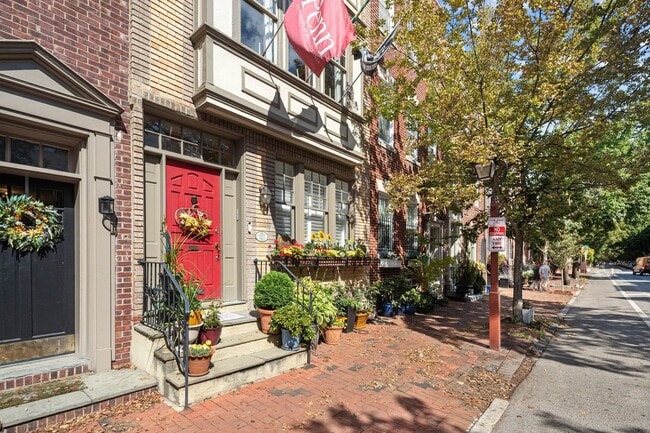 Photo - 621 Pine St