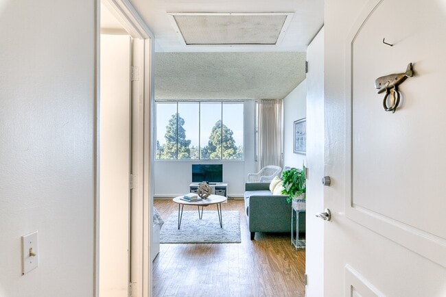 Bay Towers at Bixby Knolls - 55+ Active Adult Apartments