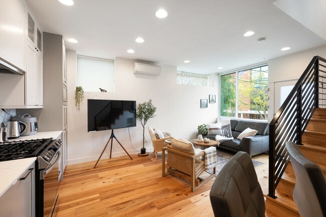 Photo - 67C W Dravus St Unit ID1035901P