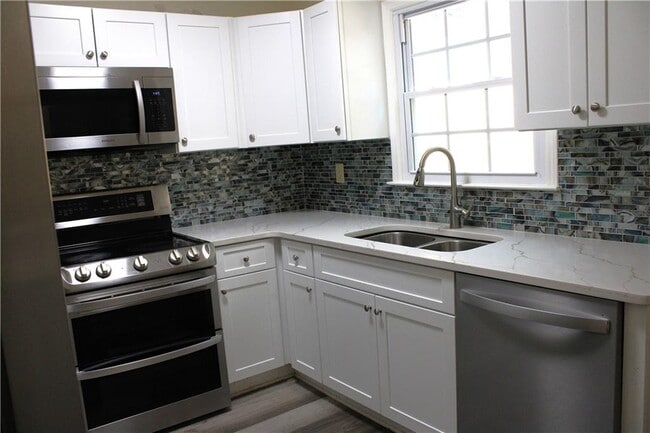 Photo - 1235 Sweet Pine Dr