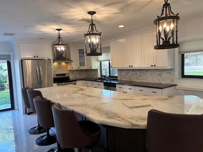 Photo - 2199 Charleston