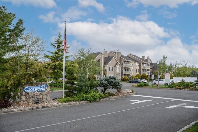 Photo - 112 Longfield Ct