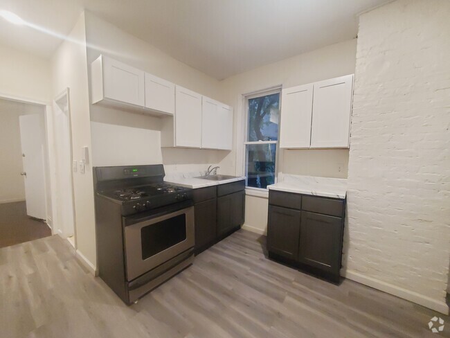 Building Photo - 115 Ege Ave Unit 1 Rental
